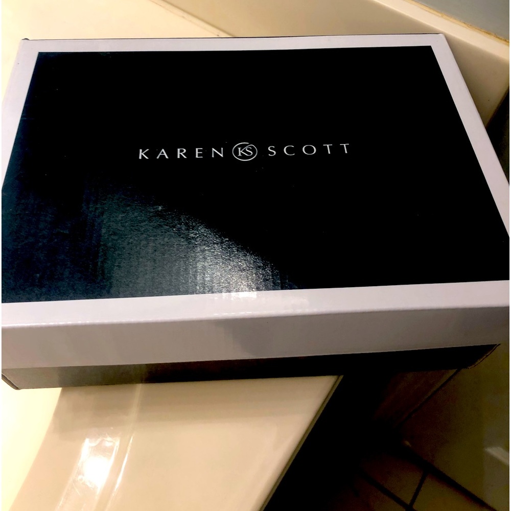 Woman’s dress shoes